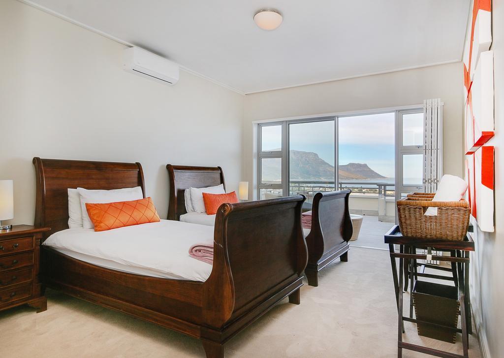 Penthouse On Clifton Apartment Cape Town Exterior photo
